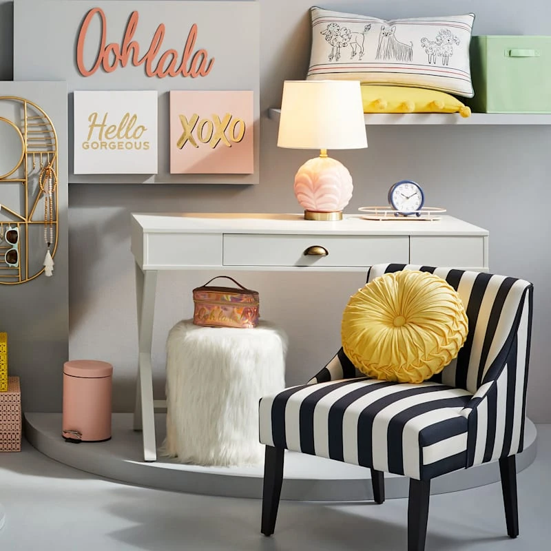 White Faux Fur Round Ottoman 4 White Faux Fur Round Ottoman - Image 2